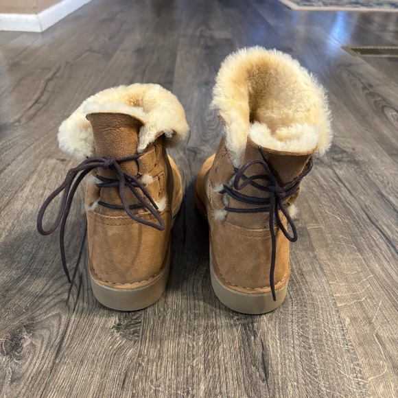 UGG Naiyah Women's Suede Wool Lined Winter Boots Chestnut Brown Size 9 - Picture 6 of 10